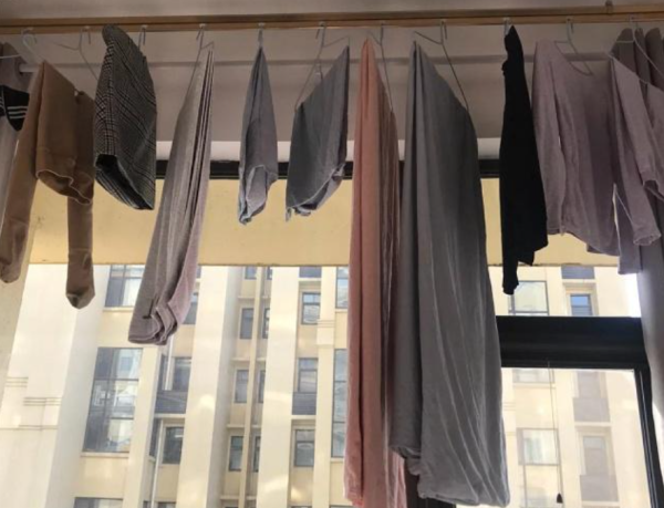 亿利金融 河北一姑娘，在阳台摆放一张小床，瞬间多出一个临床卧室，太绝了